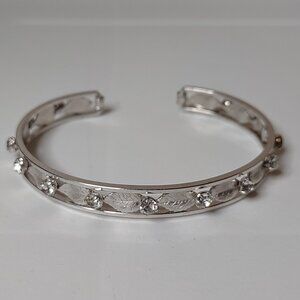 6.75 Inch Vintage Silver Tone Leaf Bracelet